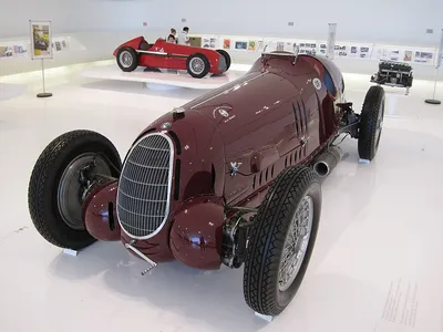 Alfa Romeo 12C
