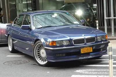 Alpina B12