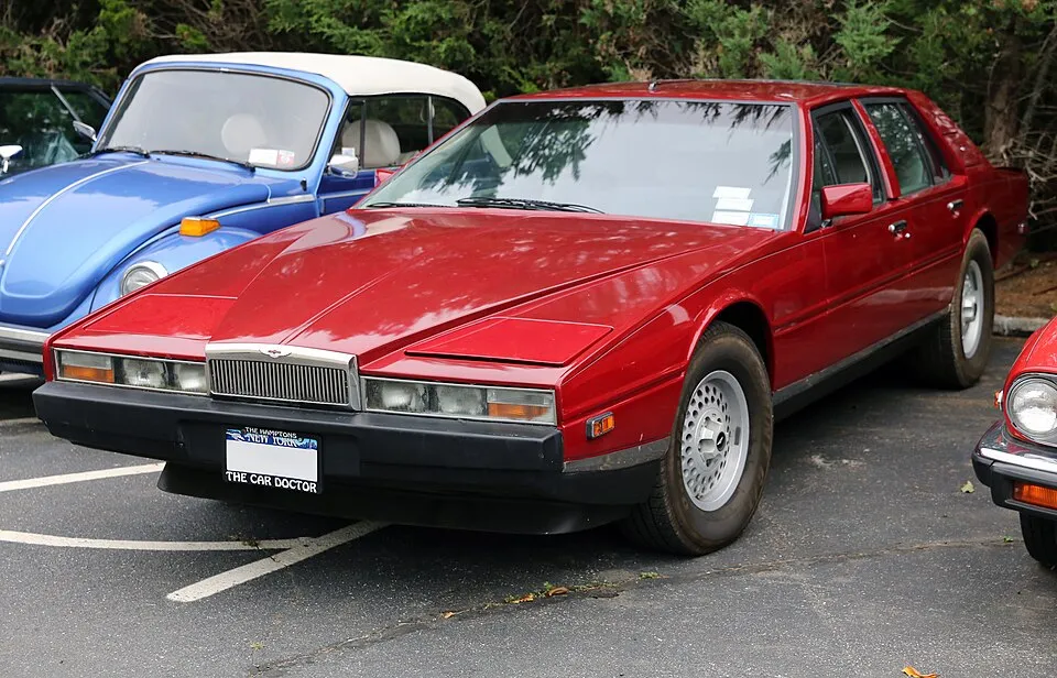 Aston Martin Lagonda (2nd gen)