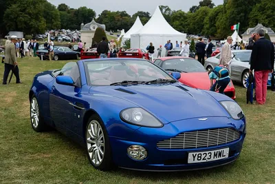 Aston Martin Vanquish (1st gen)