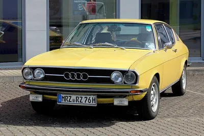 Audi 100 Coupé S