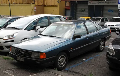 Audi 100 (C3)