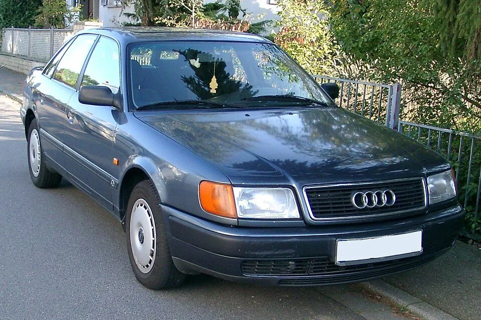 Audi 100 (C4)