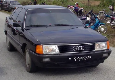 Audi 200