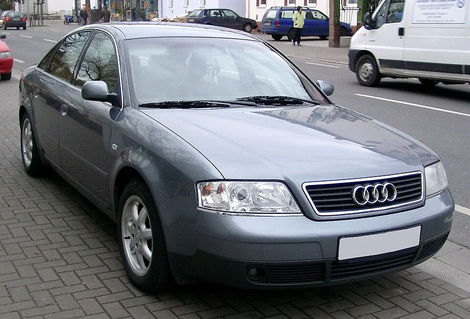 Audi A6 (C5)