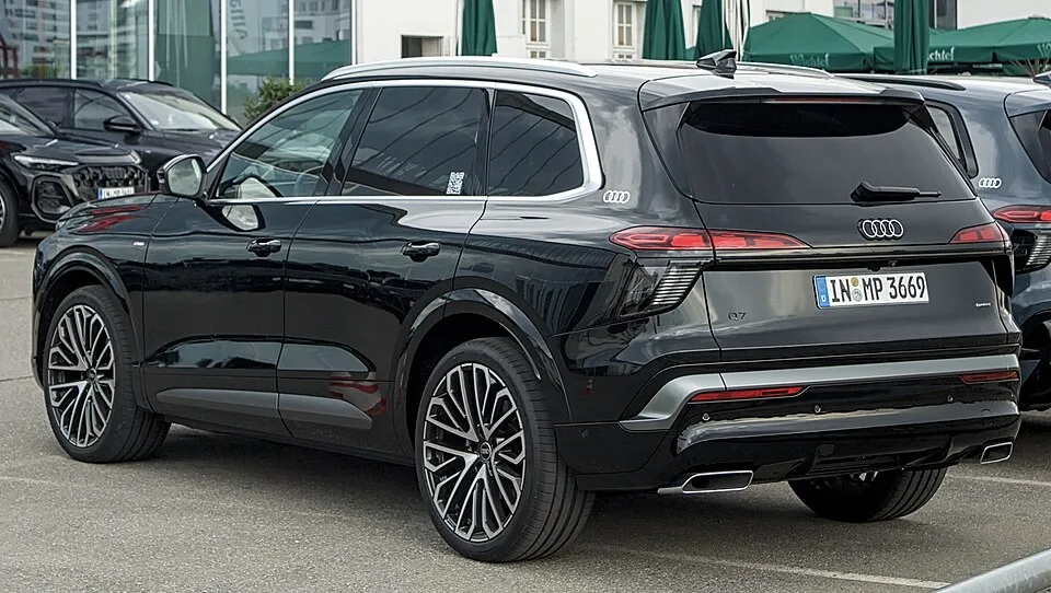 Audi Q7 (Typ G8)