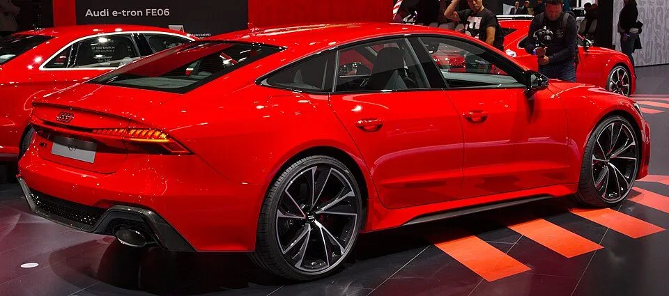 Audi RS7 (4K)