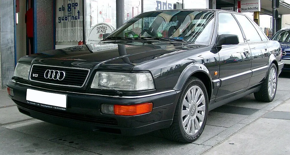 Audi V8