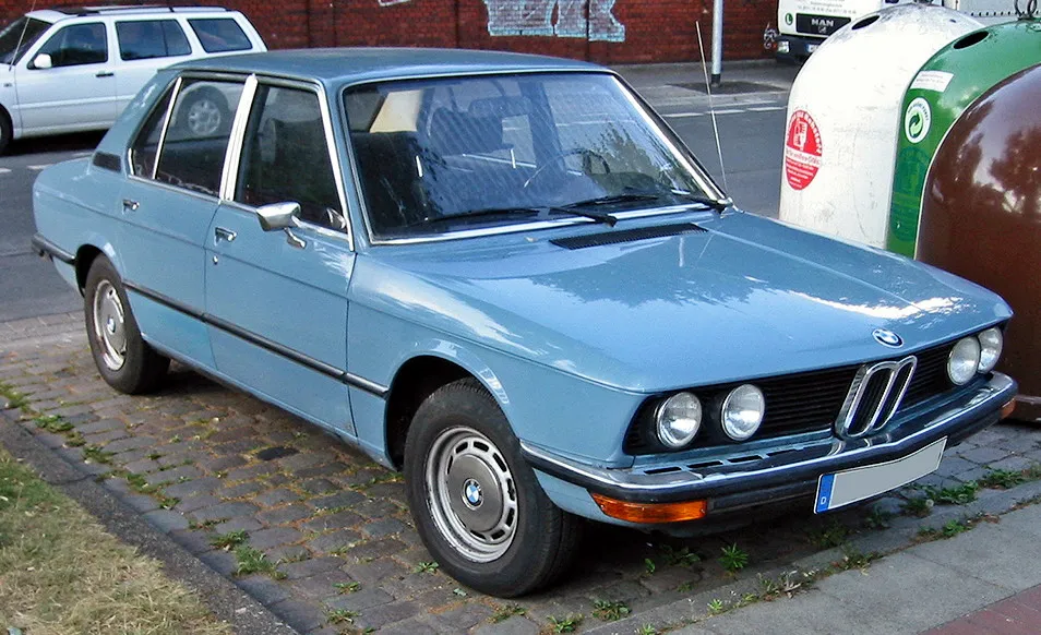 BMW 5 Series (E12)