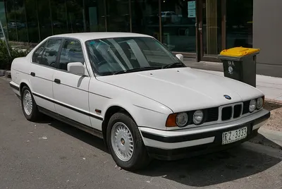 BMW 5 Series (E34)