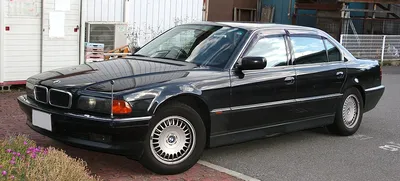 BMW 7 Series (E38)