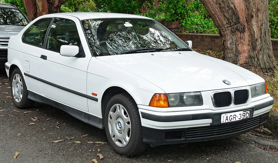 BMW Compact (E36)