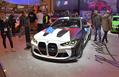 BMW M4 CSL (G82/G83)