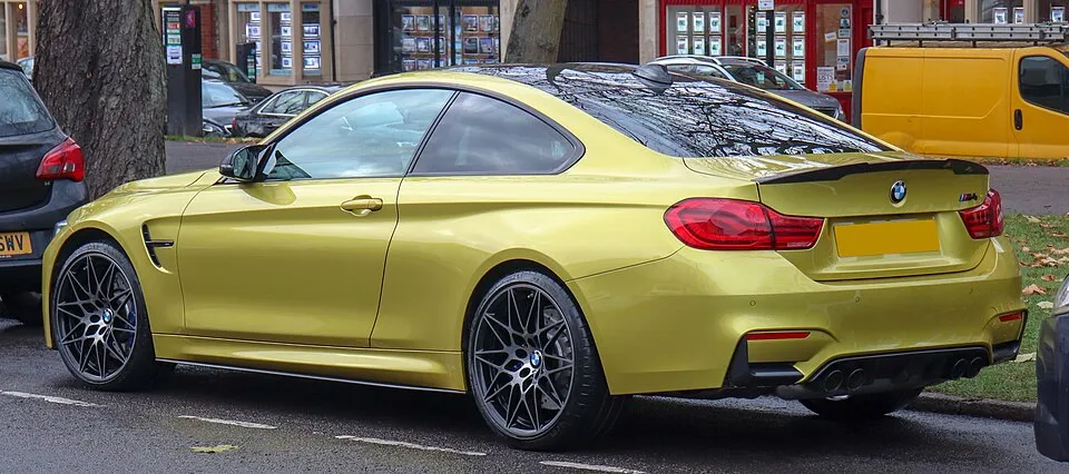 BMW M4 (F82/F83)