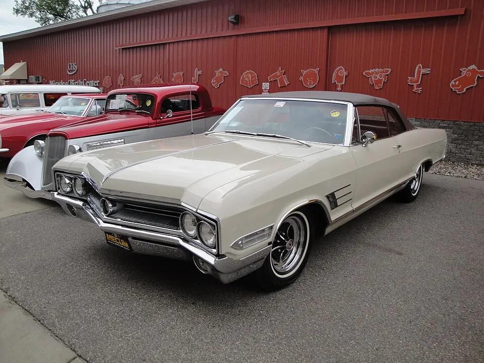 Buick Wildcat (2nd gen)