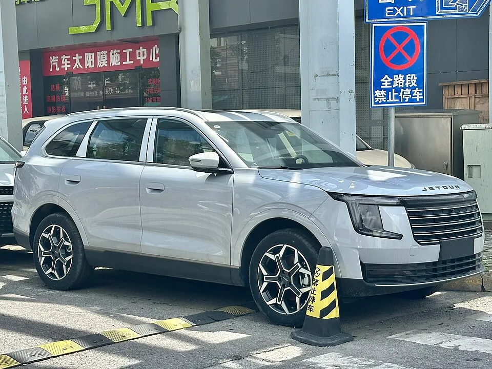 Chery Jetour X70L
