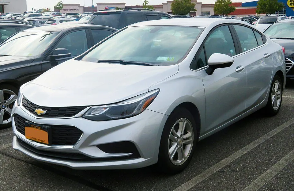 Chevrolet Cruze (J400)
