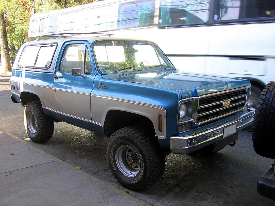 Chevrolet K5 Blazer (Rounded Line)