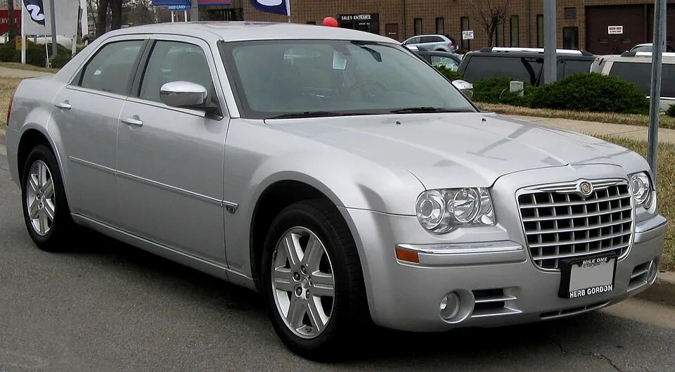 Chrysler 300 (1st gen)