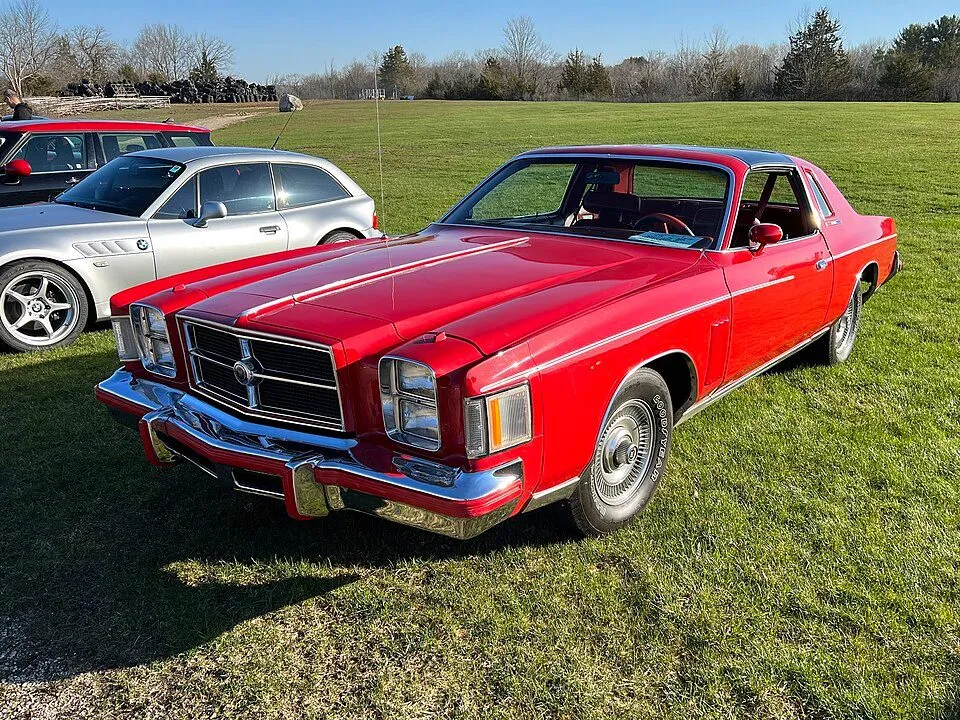 Chrysler Cordoba (2nd gen)