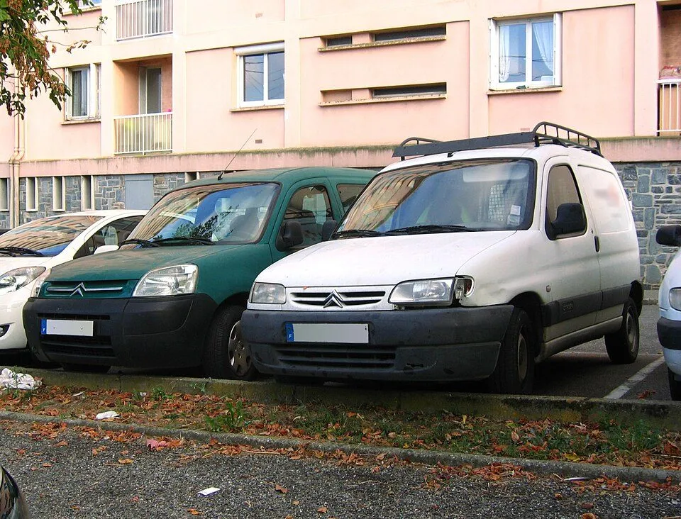 Citroën Berlingo (B9)