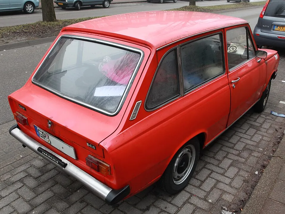 DAF 44