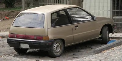 Daihatsu Charade (G100)