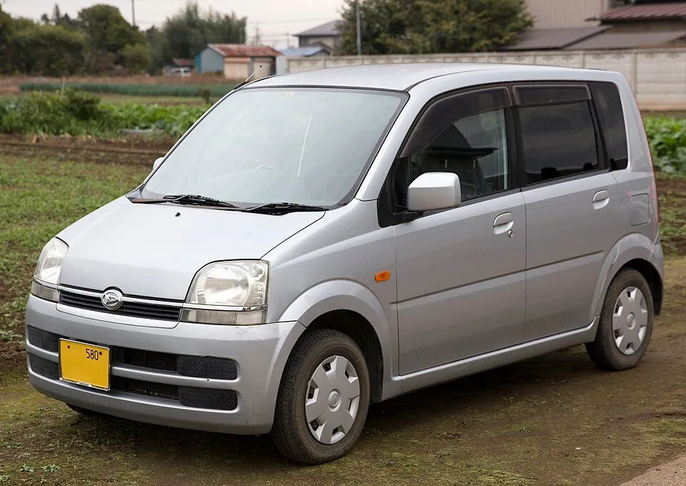 Daihatsu Move (L150)