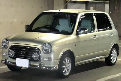 Daihatsu Trevis (L700)