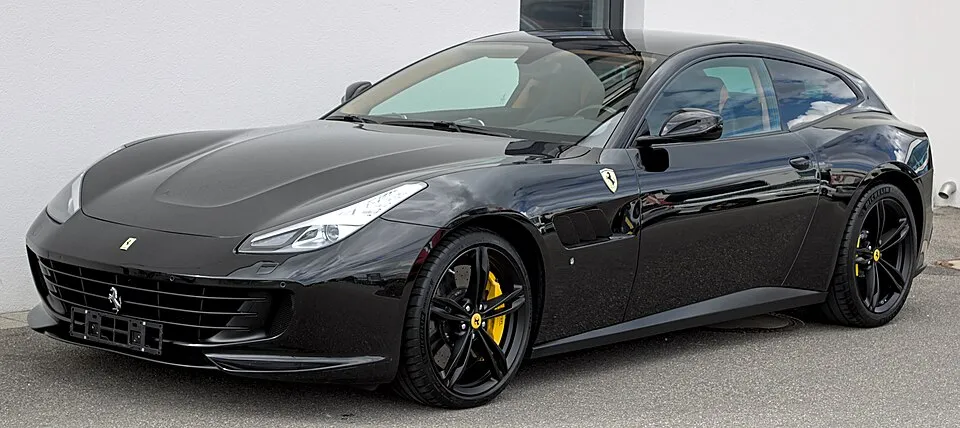 Ferrari GTC4Lusso