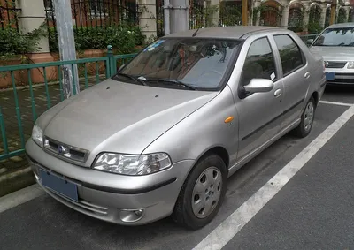 Fiat Siena (326)