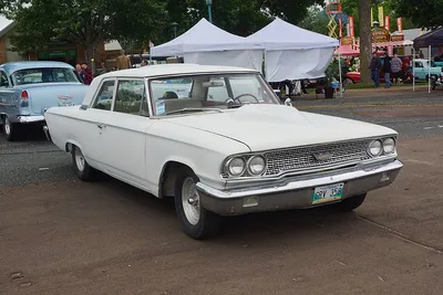 Ford 300