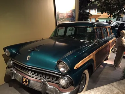Ford Country Squire (3rd gen)