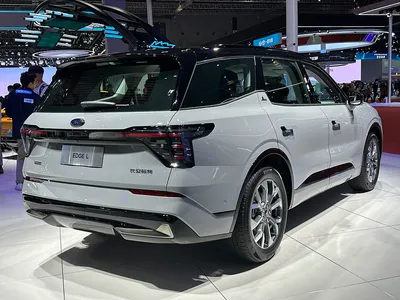 Ford Edge (CDX706)