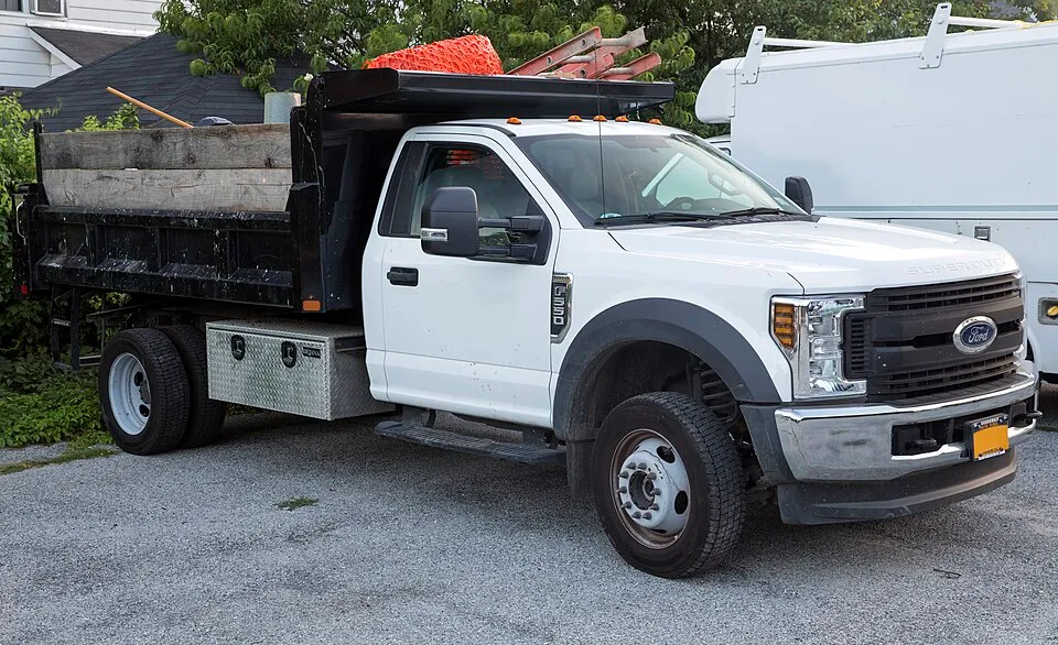 Ford F-550 (4th gen)