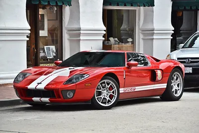 Ford GT (1st gen)
