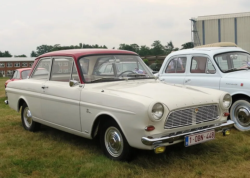 Ford Taunus (P4)