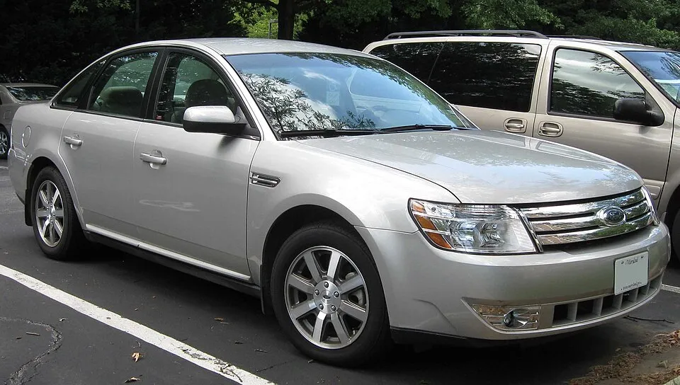 Ford Taurus (5th gen)