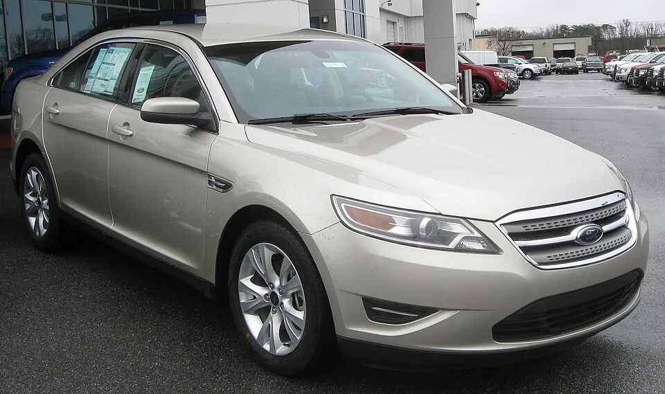 Ford Taurus (6th gen)