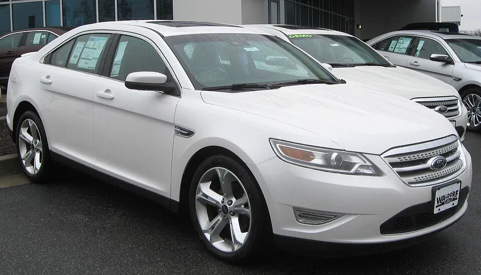 Ford Taurus SHO (4th gen)
