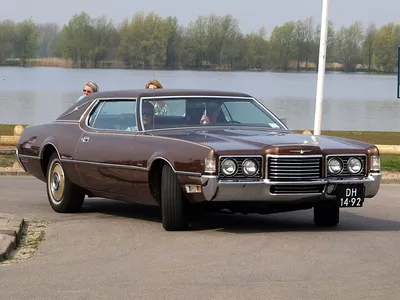 Ford Thunderbird (6th gen)