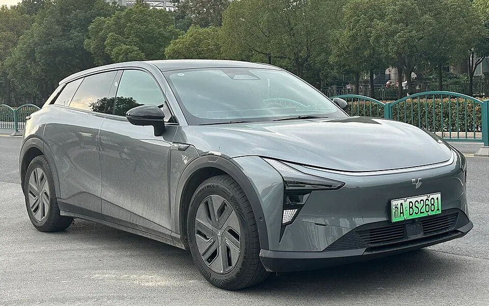 Geely Auto Ji Yue 01