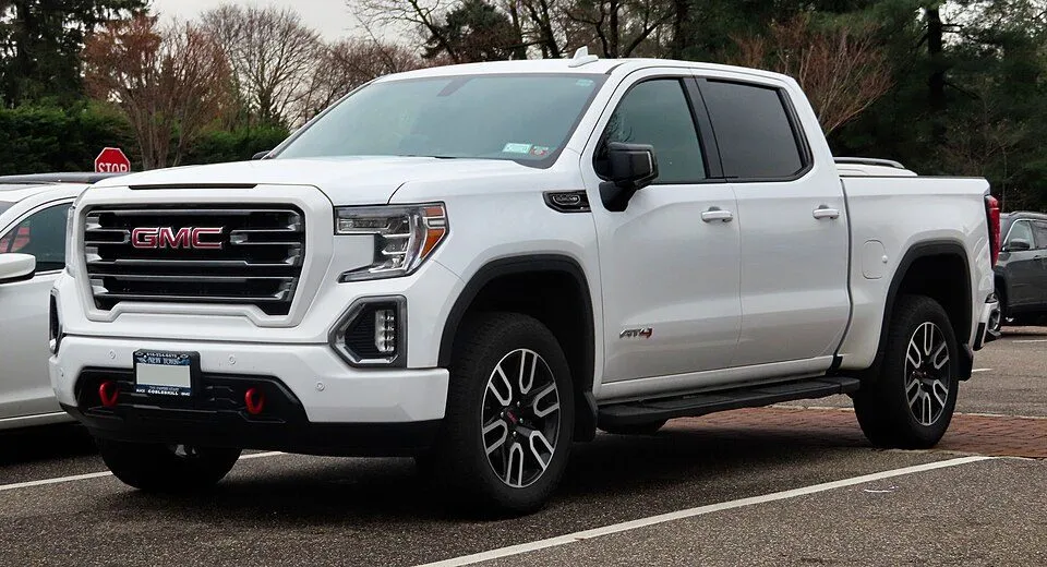 GMC Sierra (GMT K2XX)