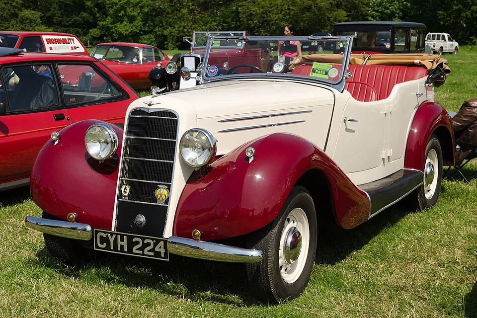 Hillman "Sixteen", "Hawk" and "80"
