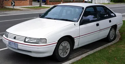 Holden Commodore (2nd gen)