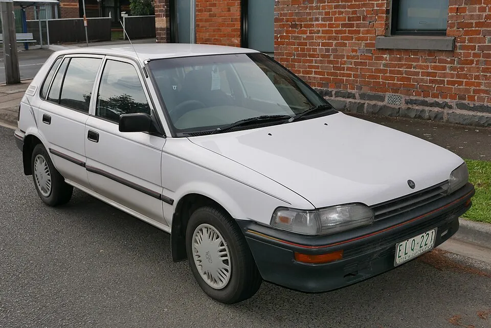 Holden Nova (LE, LF)