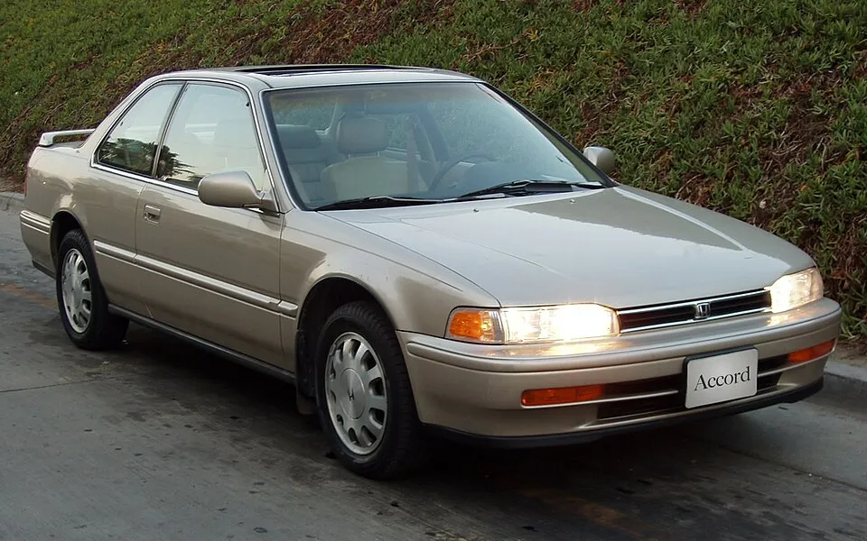 Honda Accord (4th gen)