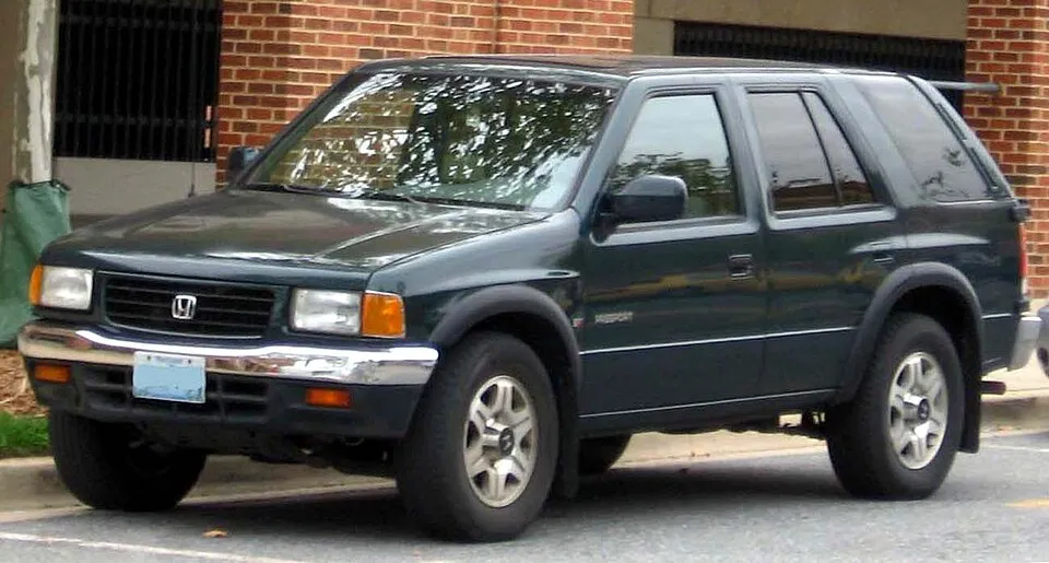 Honda Passport (C58)