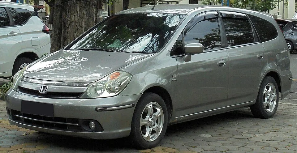 Honda Stream (RN1–5)