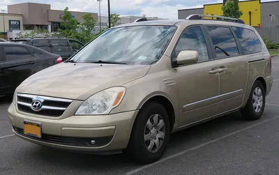 Hyundai Entourage (VQ)